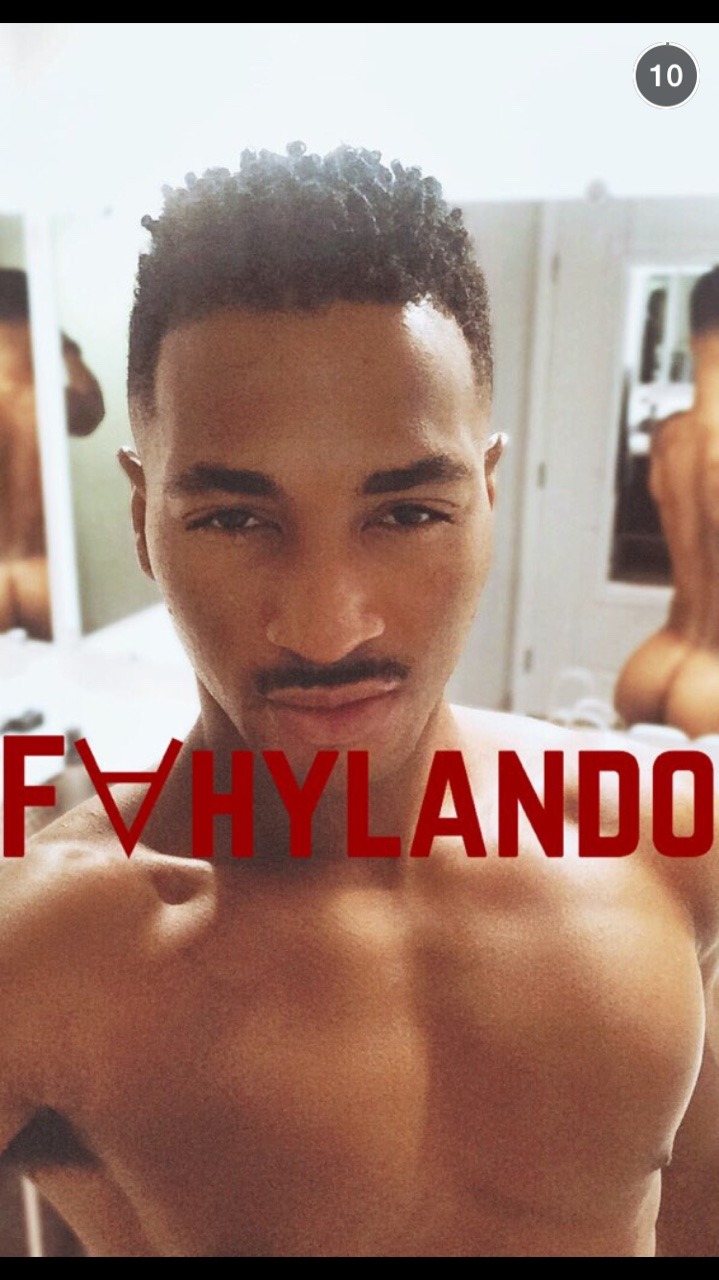 demfreakyboyz:  Daaaaaaaamn,  I  thought @fahylando had a small dick.  Shocked the