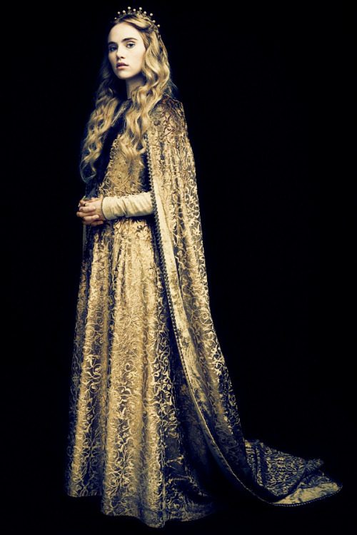 Suki Waterhouse as CECILY OF YORK, PRINCESS OF ENGLAND(Starz The White Princess Promotional Material