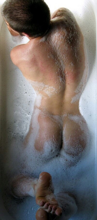 taidstone-blog:Now I want a bath.