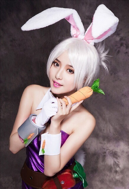 Sex league-of-legends-sexy-girls:  Riven Cosplay pictures