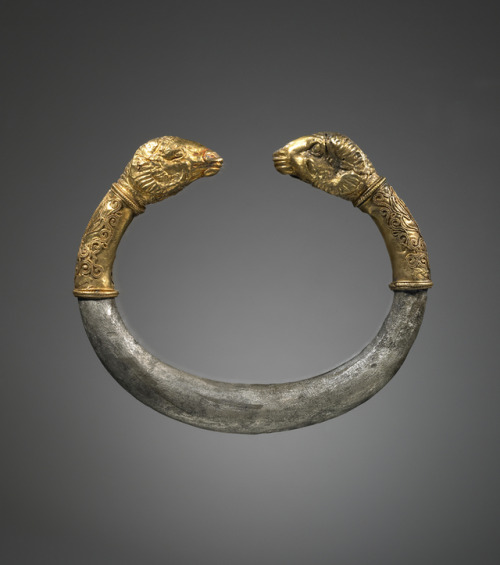 Bracelet with Ram&rsquo;s Head Greek, from Asia Minor. Early 3rd century B.C.From the Getty Museum