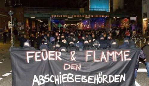 vegantifa:  Feuer und Flamme den Abschiebebehörden und auch allen sonstigen Behörden und Ämtern! 