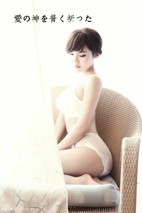 icewindchina: 姓名：徐冬冬 英文：Dongdong  出生：黑龍江哈爾濱 生日：1990年02月09日 星座：水瓶座 血型：Ａ型 身高：168 cm 體重：45 kg 三圍：35E、24