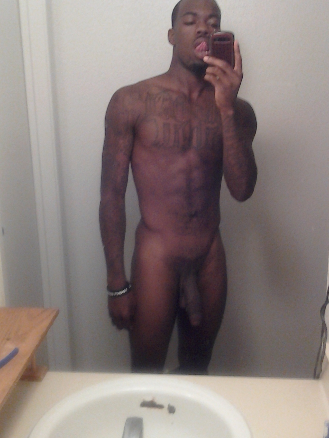 evanbigdick:Reblogging each blog I follow:sbbot   FOLLOW:🍆🐎🍌EVANBIGDICK🍌🐎🍆