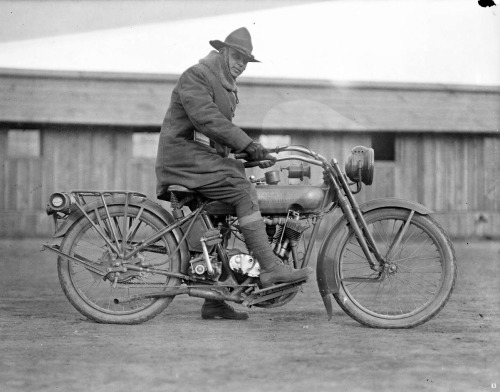 Medical Officers Training Camp - Motorcycle Courier, Fort Riley. 1917 (via)