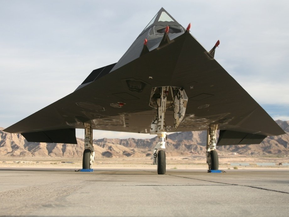rocketumbl: F-117