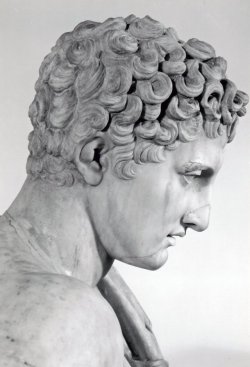 marmarinos:  Detail of the Farnese Hermes,