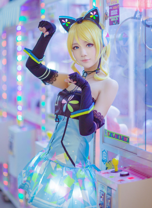 Eri Ayase - Sly Special