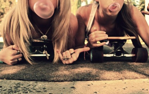 matoche11:  friends. | via Tumblr sur We Heart It. http://weheartit.com/entry/57684513