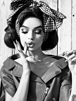 don-tforgettobeawesome: Luma Grothe by Greg