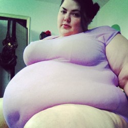 lunalovex:  #chubbycartwheels lilac  bodysuit!