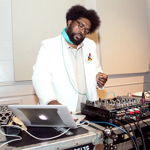 thevictoriaa:  isleswoman:  pharoah87:  zanmbawu-taka:  weareblackroyalty:  Photos from Solange & Alan Ferguson’s Wedding in New Orleans (11.16.14).  Reblog because questlove  i approve of all things ?uest.  Thought I was chilling from yesterday