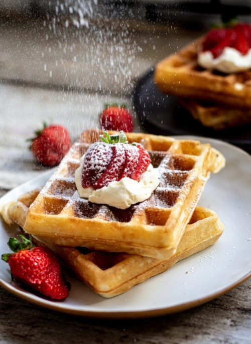 fullcravings:  Crispy Belgian Waffles with Yeast