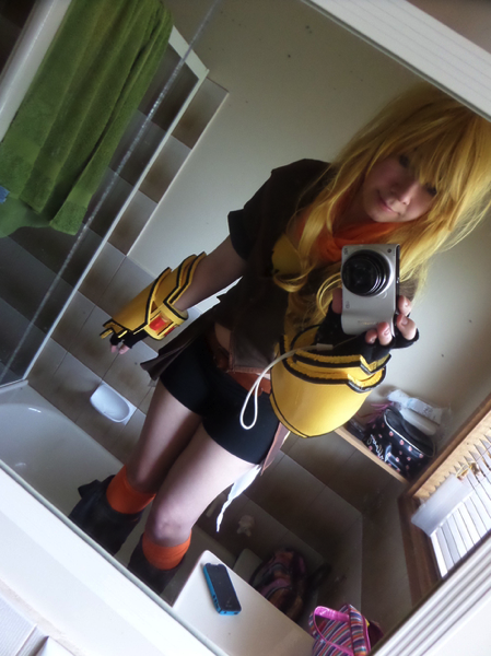 iriscosplay:  http://iriscosplay.tumblr.com for more beautiful cosplay.