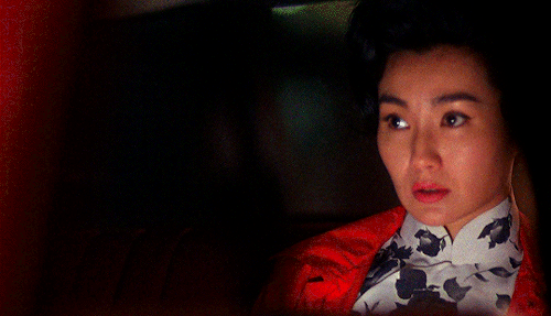 emmanuelleriva:You notice things if you pay attention.In the Mood for Love (2000) dir. Wong Kar-wai