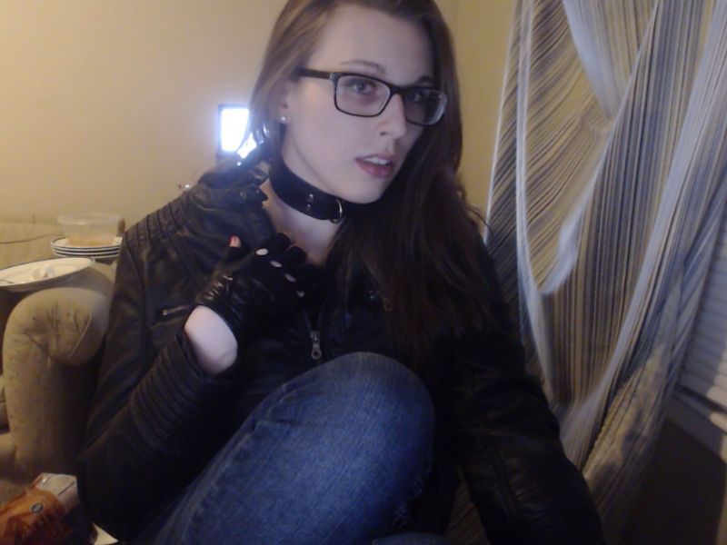 lil-uni:  I love this jacket and fingerless gloves make me feel like a badass