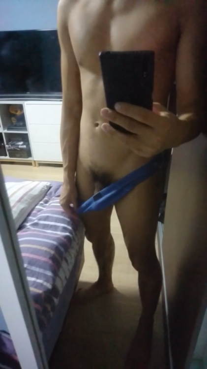 sg-twinkboy: leakedsgboys: Reblog for more! Submit/Trade: leakedsgboys@gmail.com Yummyyy