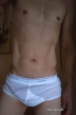 ab-mikey: dbriefd: hot-briefs submission