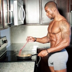 dazzlediamond:  He can cook for me anytime