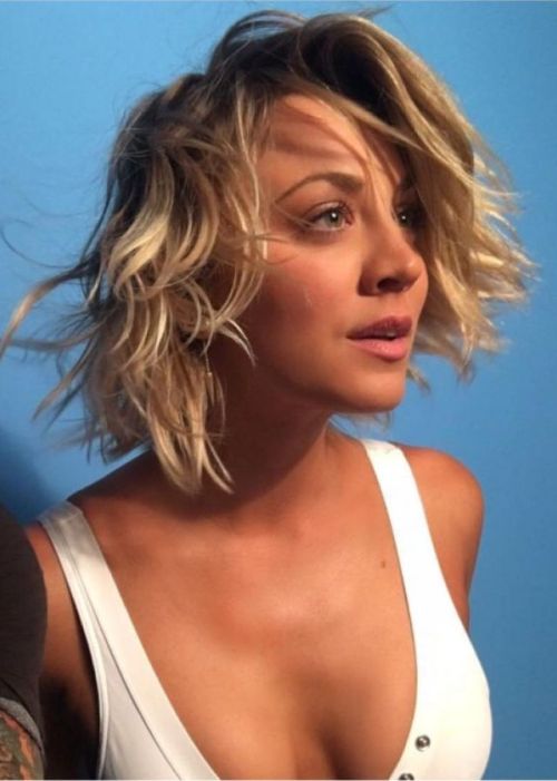 divine-hotties:  Kaley Cuoco