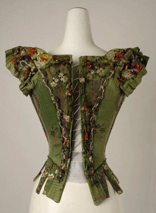 collectorsweekly:  Silk bodice made in Europe during the 18th century. (Via the Met)