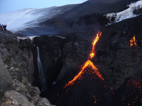 upsets:Volcano in Iceland by Halldór Sigurðsson