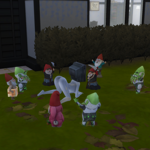 TS4: Garden Gnomes Doing Nothing To Dispel Their Creepy Little Reputation.