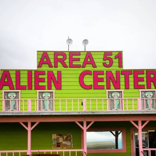 Area 51 Alien Center… so this is a thing… #area51 #aliencathouse #alien #aliens #ufos #ufo #aliencathousebrothel #brothel #LasVegas #vegas #Nevada #aliencenter #area51aliencenter #femdom #mistress #aliceinbondageland #vacation #roadside