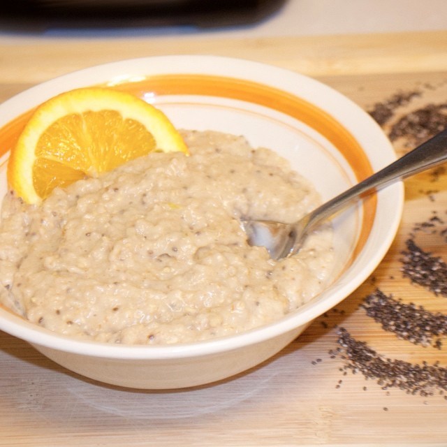 Orange Cream Protein Oatmeal with #chiaseeds #breakfast #oranges #protein #proteinpowder