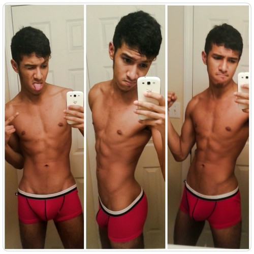 ghostdumps:ghostdumps:  I found my favorite underwear.  I don’t like self reblogging, but look at this.