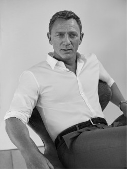 Maszületetjamesbond: Daniel Craig (1968)Casino Royale, Skyfall, A Tetovált Lány,