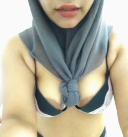 melayubestsposts:  hackruel:  suami dan isteri,