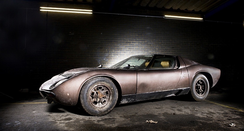 topvehicles:  An abandoned 1969 Lamborghini Miura P400S 