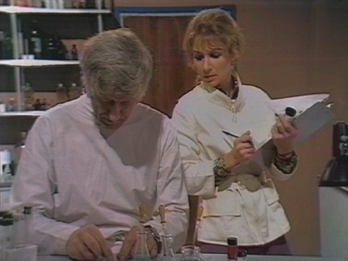 stitching-in-time: Behold, the awesomeness that is the Doctor &amp; Liz! I never could understan
