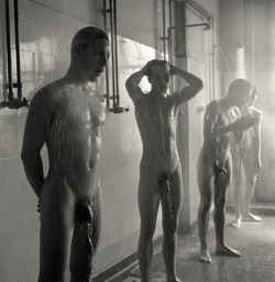 66lanvin:  akaixab:  Herbert List: Young industrial workers showering at a rubber tire factory (Phoenix Gummiwerke, near Harburg, Germany), 1954  STANDING in the SHOWER thinking…………No.1 