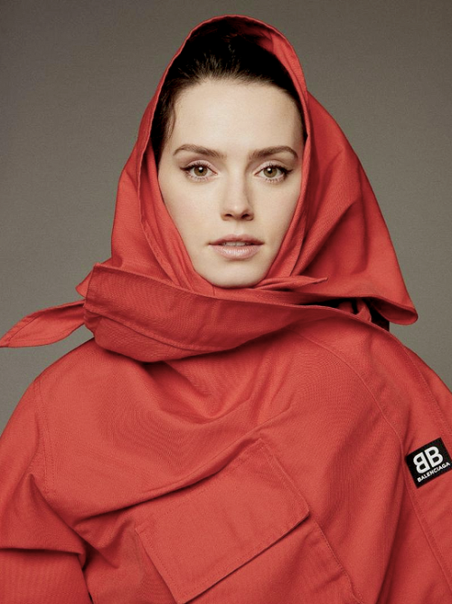 daisyridleyupdated:Daisy Ridley photographed by Jumbo Tsui for GRAZIA China.