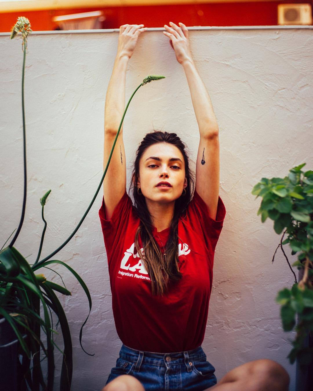 regarderlesfilles: thislifeisgoodsometimes: ¡hasta luego! @charleenweiss #andrejosselin