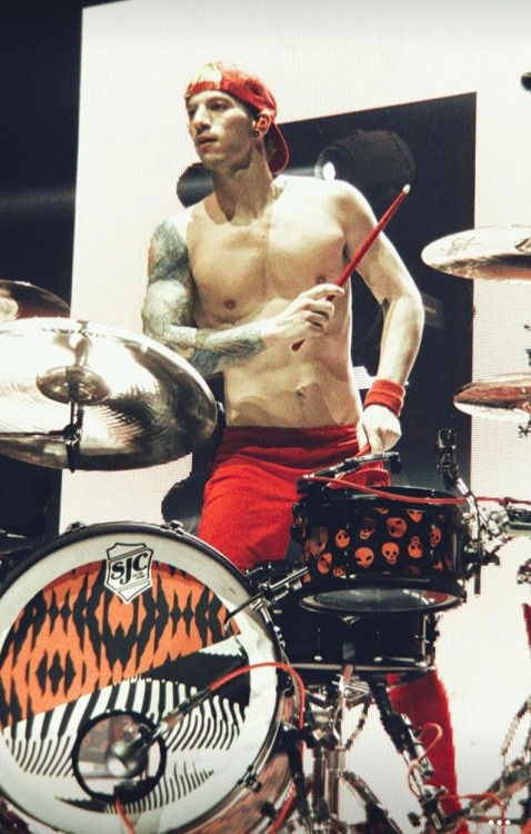 lovelydreaming:   Josh Dun, drummer of the band “Twenty One Pilots”  • please like if you save or screenshot  • follow for more cute guys and tv-show              posts 