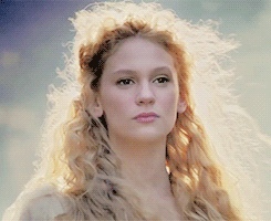 turkishsource: Farah Zeynep Abdullah in Kurt Seyit ve Şura (episode 2)