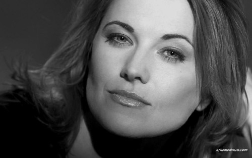 gushinggustwind:  The gorgeous Lucy Lawless. 