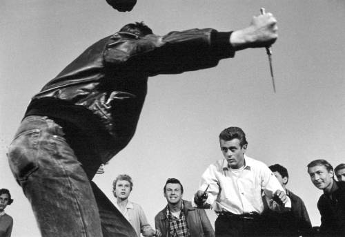 pretonobranco77:By Dennis Stock Rebel Without a Cause - James Dean. 1955