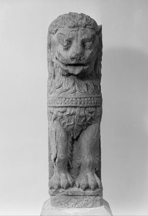 met-asian: Lion, 2nd–3rd century, Metropolitan Museum of Art: Asian ArtPurchase, 1932Size: H. 19 ½ i