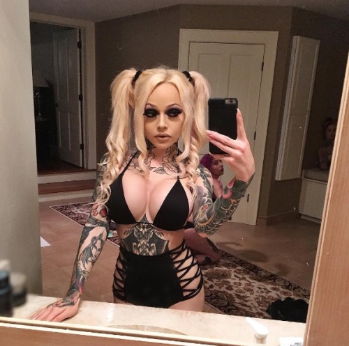 XXX Sexy Alt Goth Bimbo photo