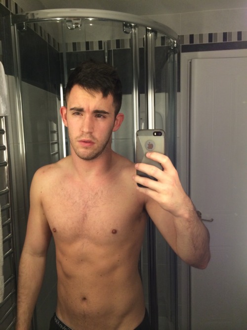 gayguysfantasy:  -GayGuysFantasy-Click here to get your sex toys and essentials!!