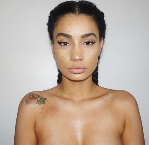 Porn photo fashionistasrus:  Instagram: beatbytwiggy