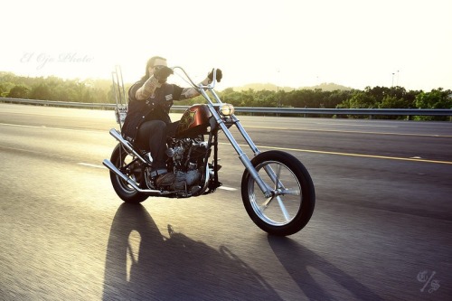 thenerd-and-theflirt:  TheFlirt: I want to be on the back of that bike. Perfect.