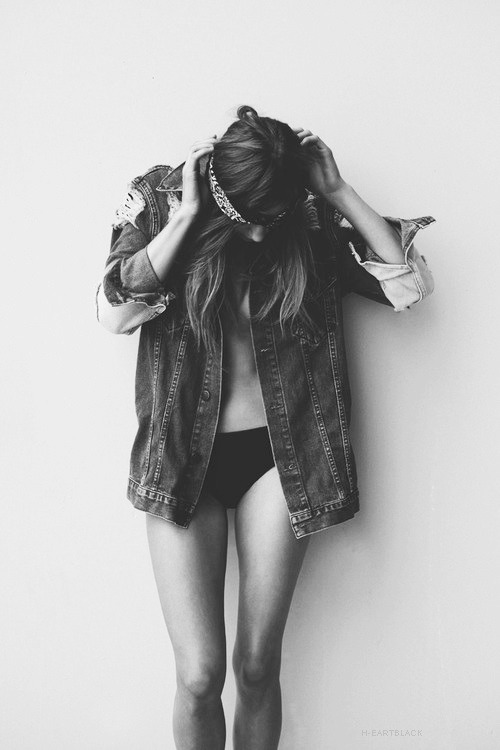 h-eartblack:  follow me on instagram: @chrismoura_ 