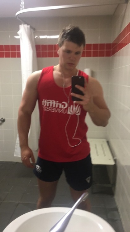 stewo:  The pump is real.. the face is exhausted
