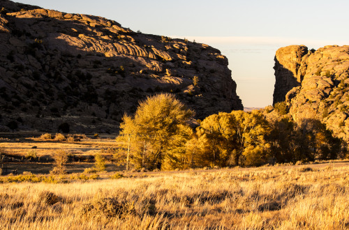 mypubliclands:  Take the National Historic Trails auto tour route on the way to Yellowstone and the Grand Tetons.Crossing Wyoming on your way to one of the popular national parks in the eastern portion of the state, you have a unique opportunity to take