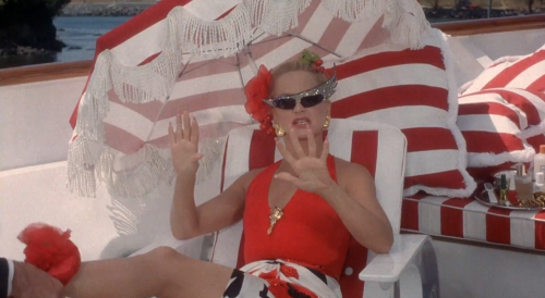 femmequeens:  Goldie Hawn in Overboard (1987)